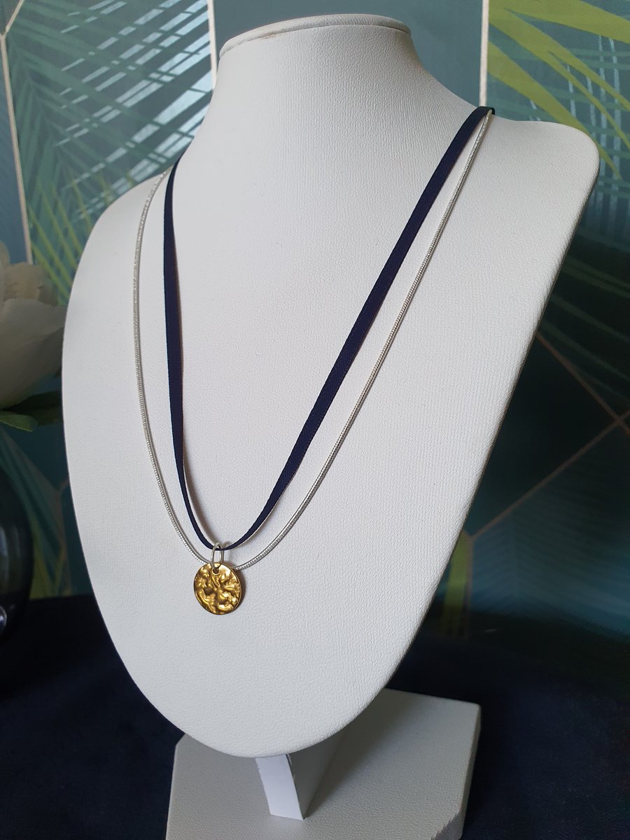 Sapphire blue ribbon multi silver chain necklace 