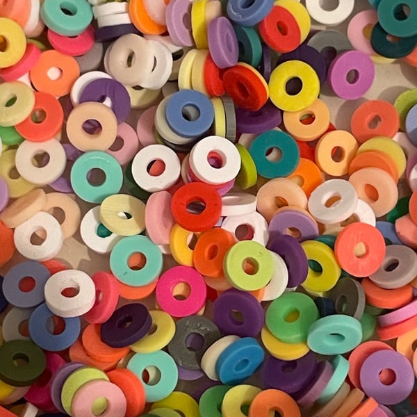 Clay bead confetti to design and create your own bracelets!(comes with string)