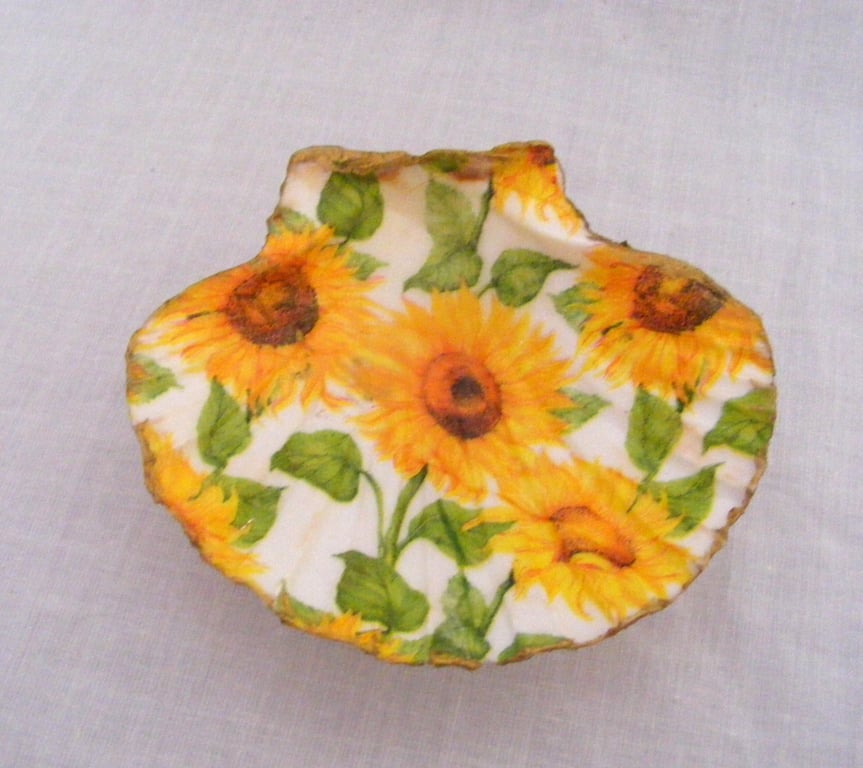 Sunflower Shell Trinket Dish