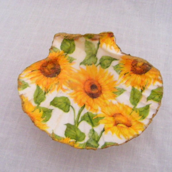 Sunflower Shell Trinket Dish