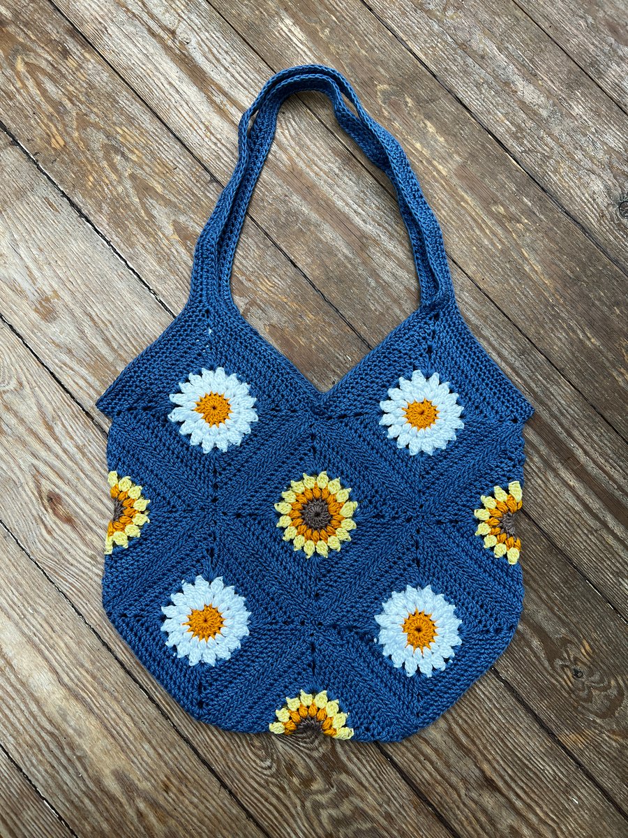 Handmade sunflower & daisy granny square bag - Denim Blue 