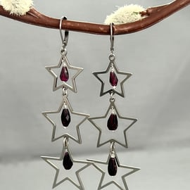 Graduated Star Lever Back Earrings With Garnet Stainless Steel