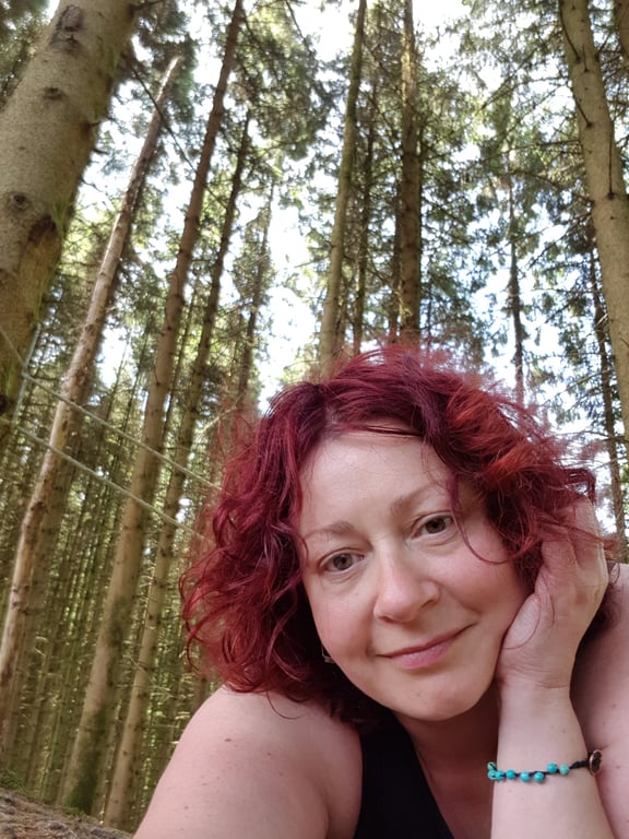 Nichola Darwin - Maker