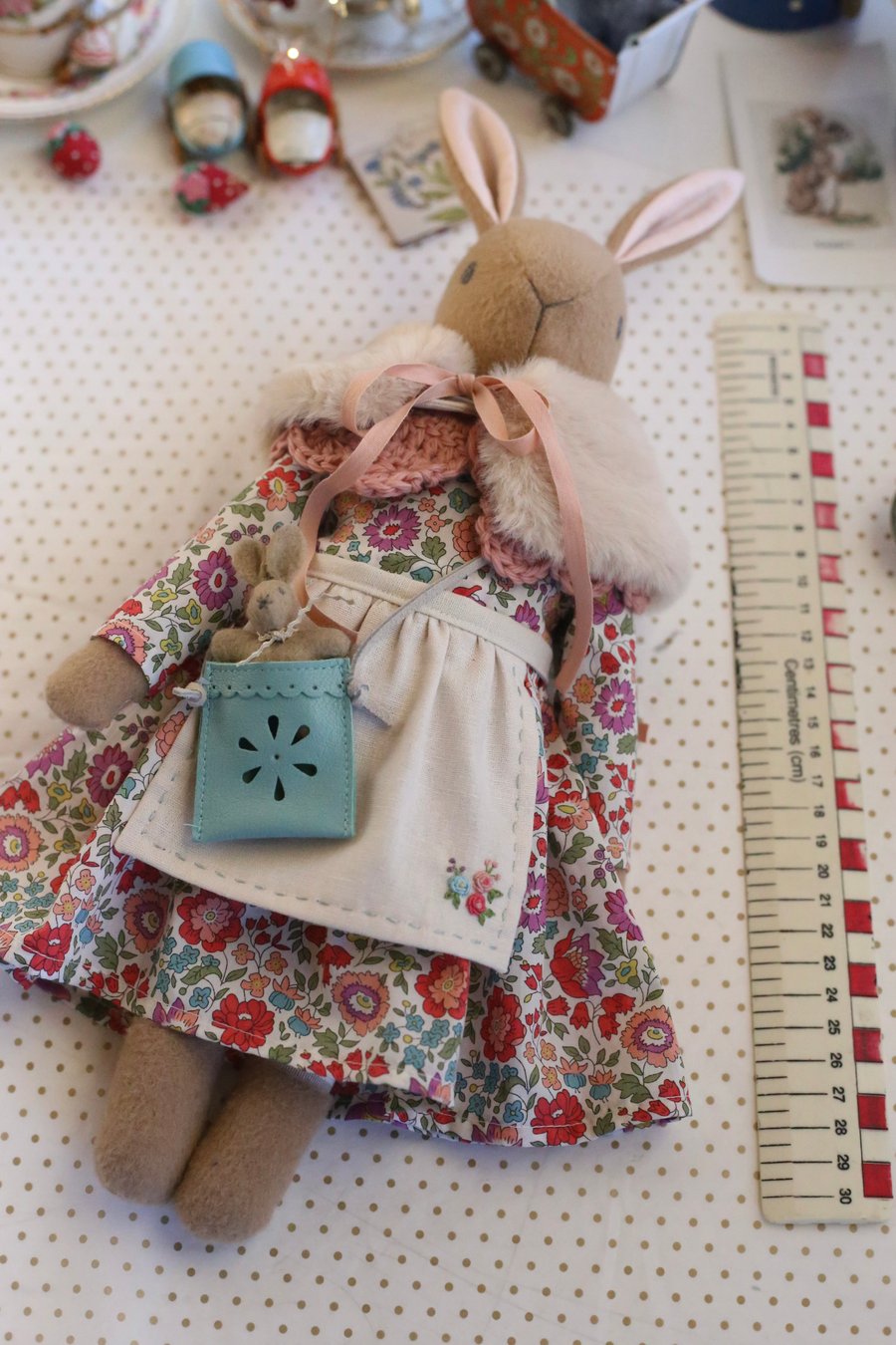 Heirloom Liberty Bunny - Medium size D’Anjo