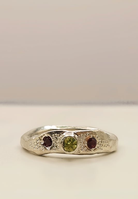 Sterling Silver Peridot Garnet Ring - Size J