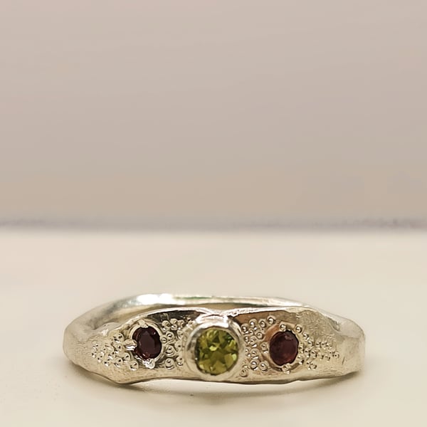 Sterling Silver Peridot Garnet Ring - Size J