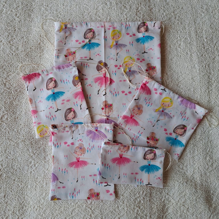 Pack of five, drawstring party bags, ballerinas