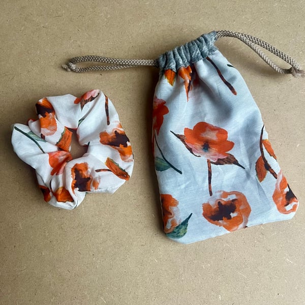 Poppies Drawstring Bag Glasses Case with Matching Scrunchie