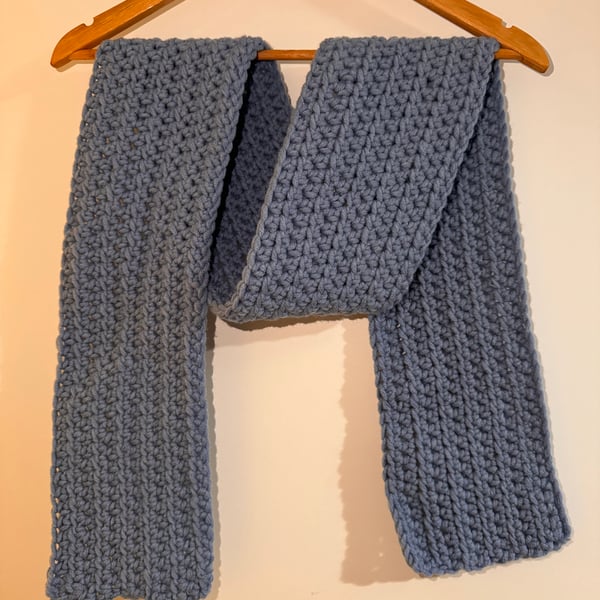 Chunky crochet scarf 
