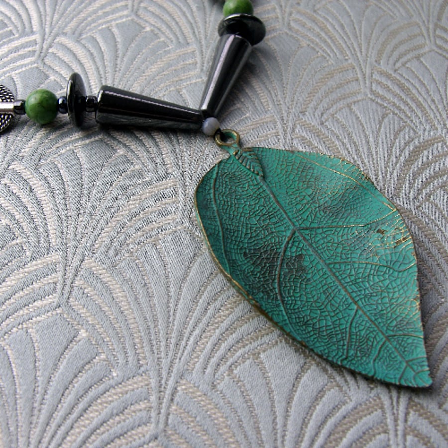 Leaf Necklace, Leaf Pendant Necklace, Handmade Necklace CC01