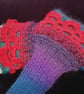 Red wrist warmer gloves - Image 3