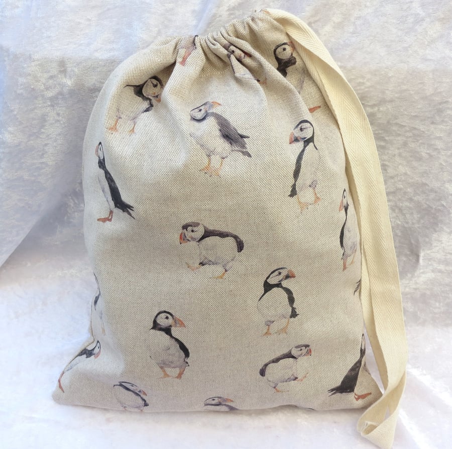 Laundry bag, clothes bag, kit bag, puffins, drawstring bag