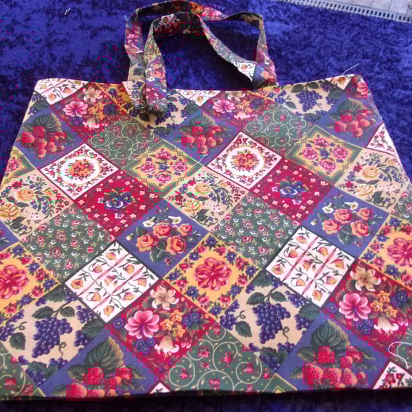 Patchwork Design Fabric Shopping Bag