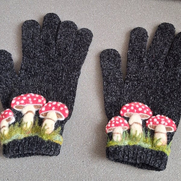  gloves  black gloves with mushrooms 