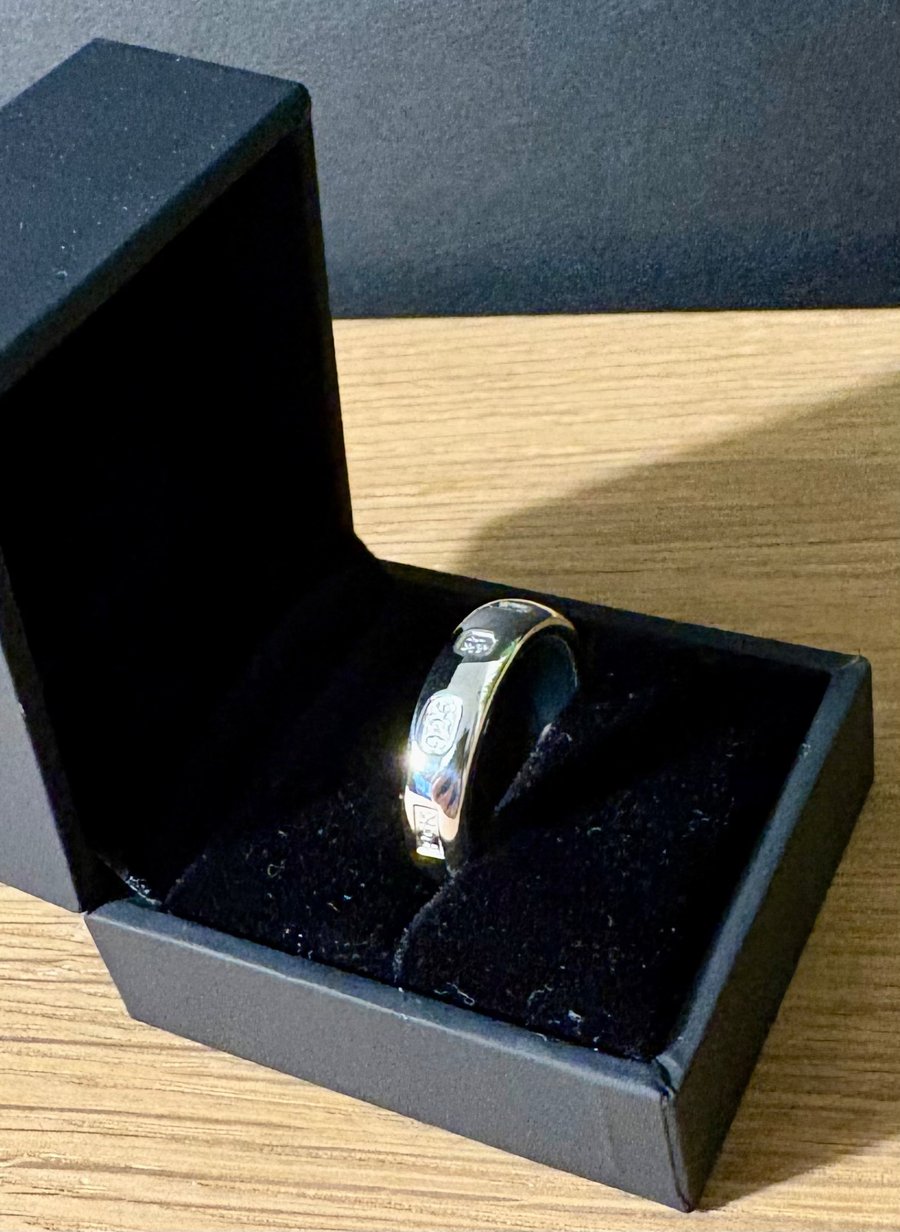 "Catatonia" - Sterling Silver Ring - 9g - Made To Any Size - 6mm x 3mm D shape