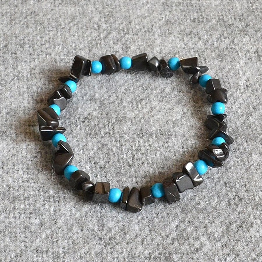 Hematite Chip and Turquoise Stone Bead Elastic Bracelet