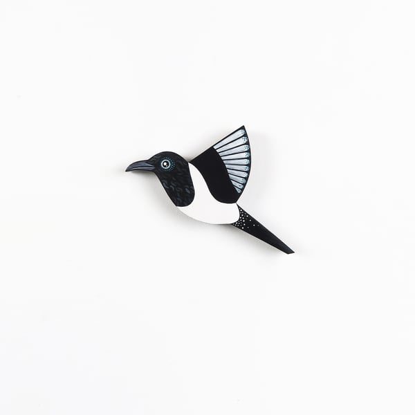 Magpie wall art, British bird wall hangings, gift for bird lover.