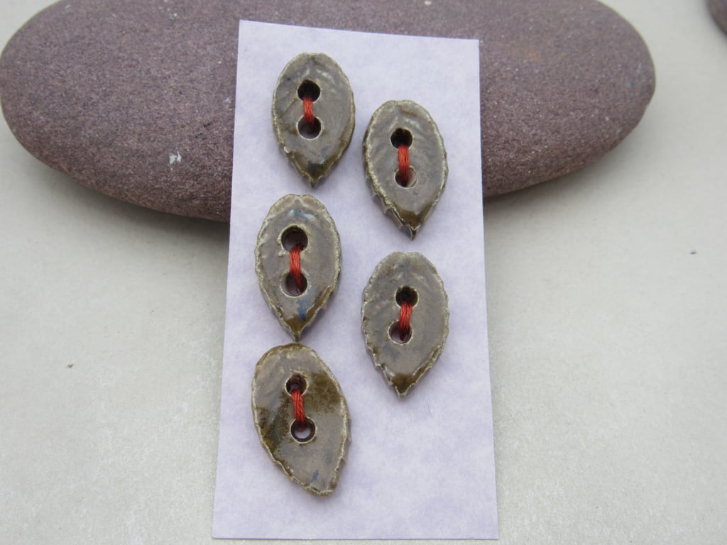 5 Small Leaf Shaped Stormy Olive Ceramic Buttons