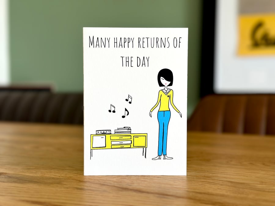 Many Happy Returns of the Day Birthday Card Mod Girl Dancing by Record Player