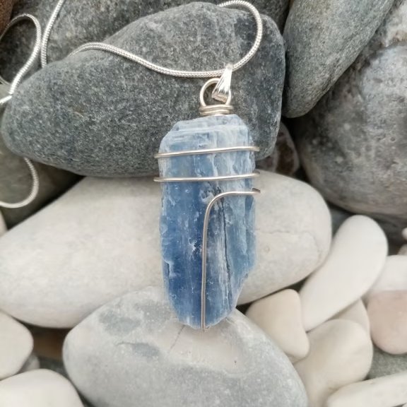 Wire-wrapped Natural Kyanite Necklace 