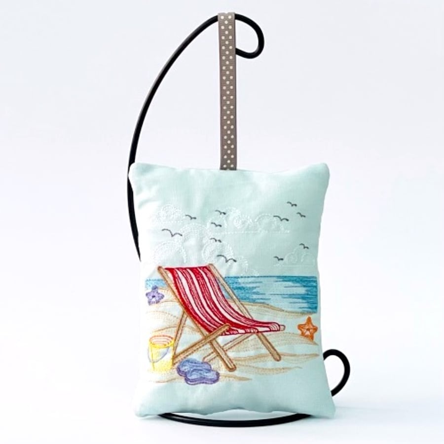 Deck Chair Beach Scene Lavender Bag