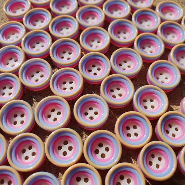 11mm Multi Coloured Buttons 18 Ligne, 7 16" x 10