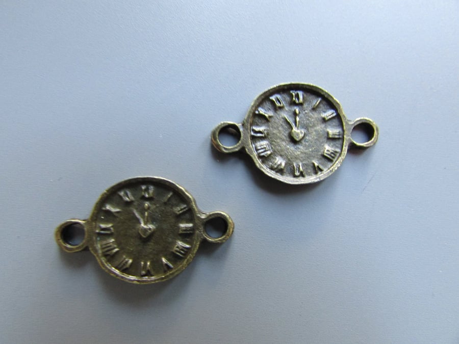 Bronze Clock connector Jewellery Charm Steampunk x 2