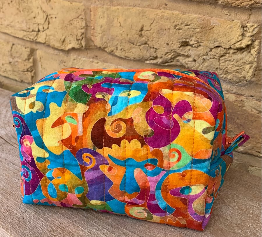 Bright Abstract Print Fabric Quilted Box Shape Makeup Bag