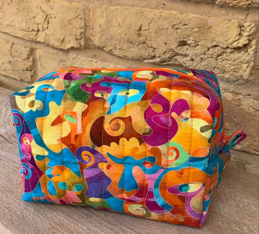 Bright Abstract Print Fabric Quilted Box Shape Makeup Bag