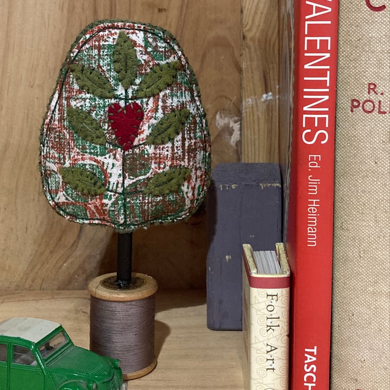 Little printed love tree no3