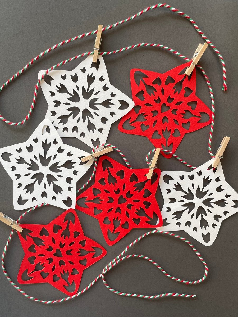 Star Papercut Garland (Red and White)