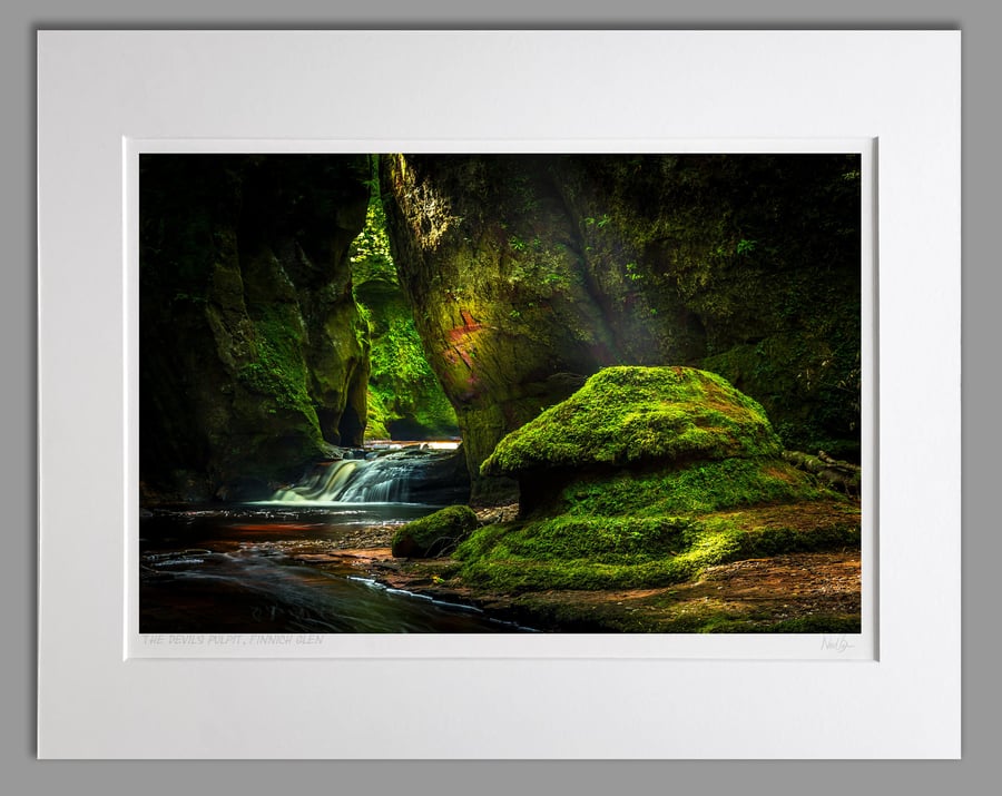 The Devil's Pulpit Scotland - A3 (50x40cm) Unframed Print