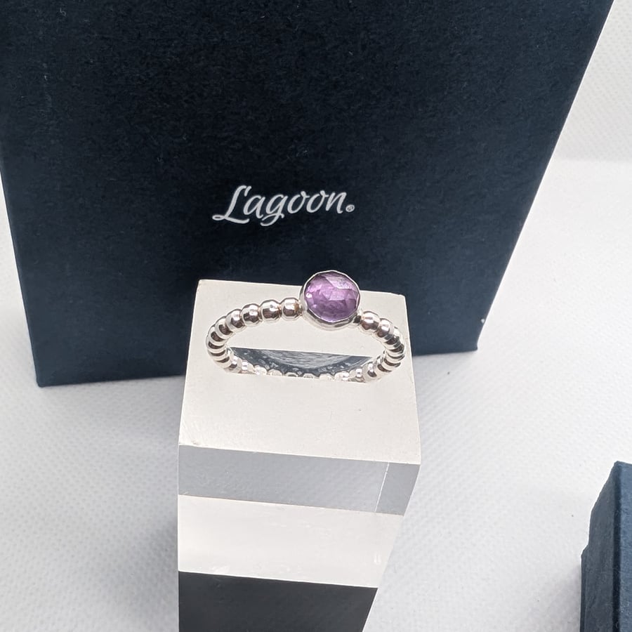 Lavender faceted stone with bubble sterling silver ring shank Size R