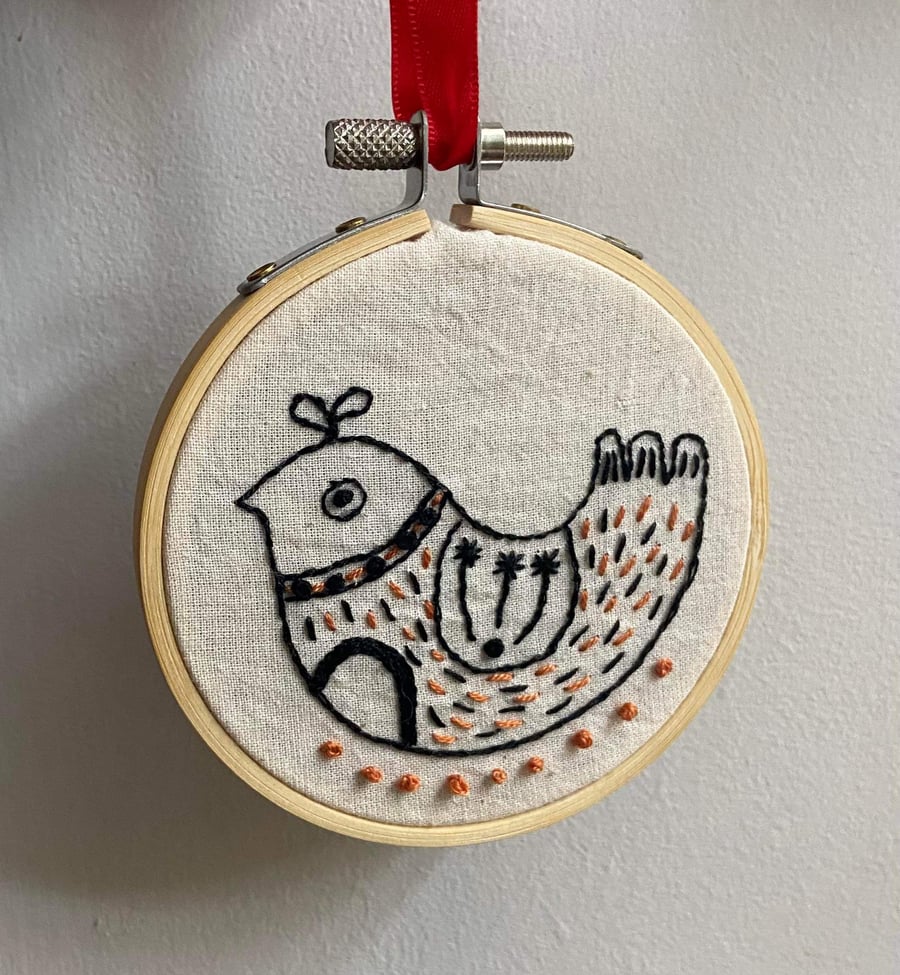 Embroidery folk art bird hand sewn in bamboo display hoop 3 inch