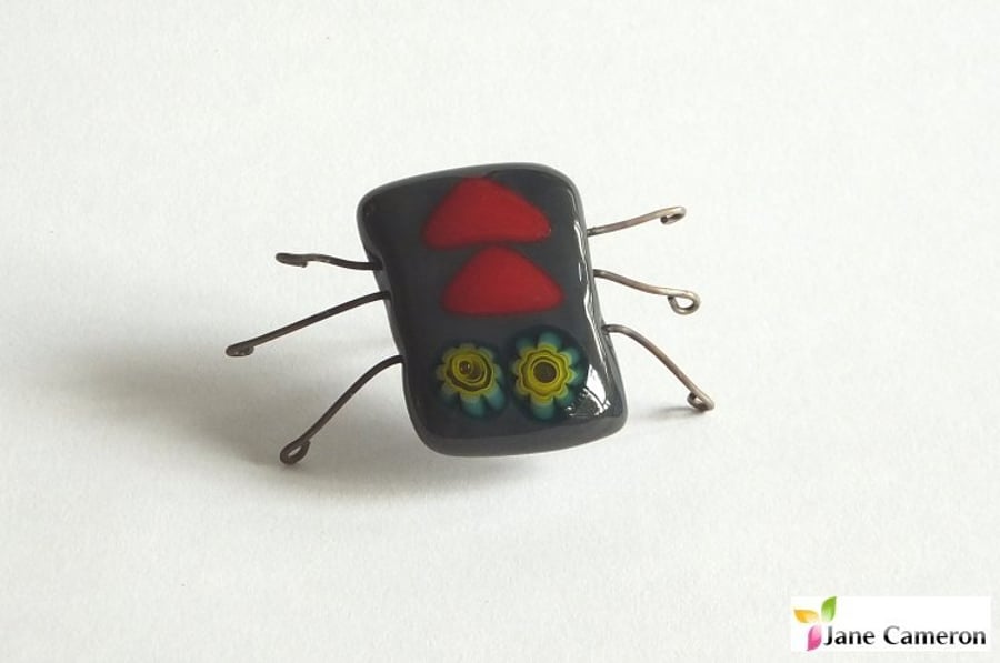Kiln Bugz! Fantasy Beetle Insect Ornament Decoration in Fused Glass. bugz004