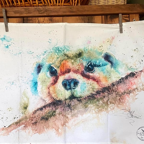 Betty the Otter Tea Towel, Wildlife Art Tea Towel, 100% Cotton, Kitchen Dish Tow