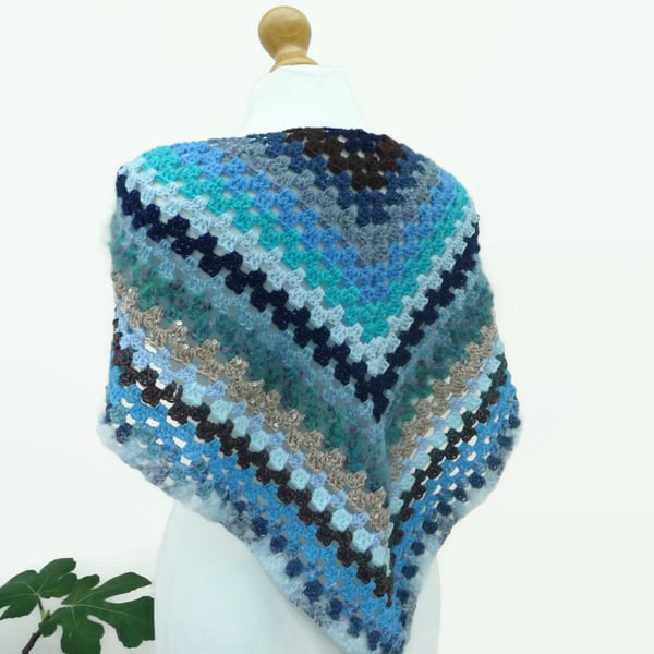 Granny Shawl - Blues