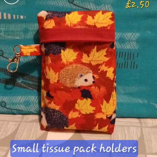 Tissue pack holder 