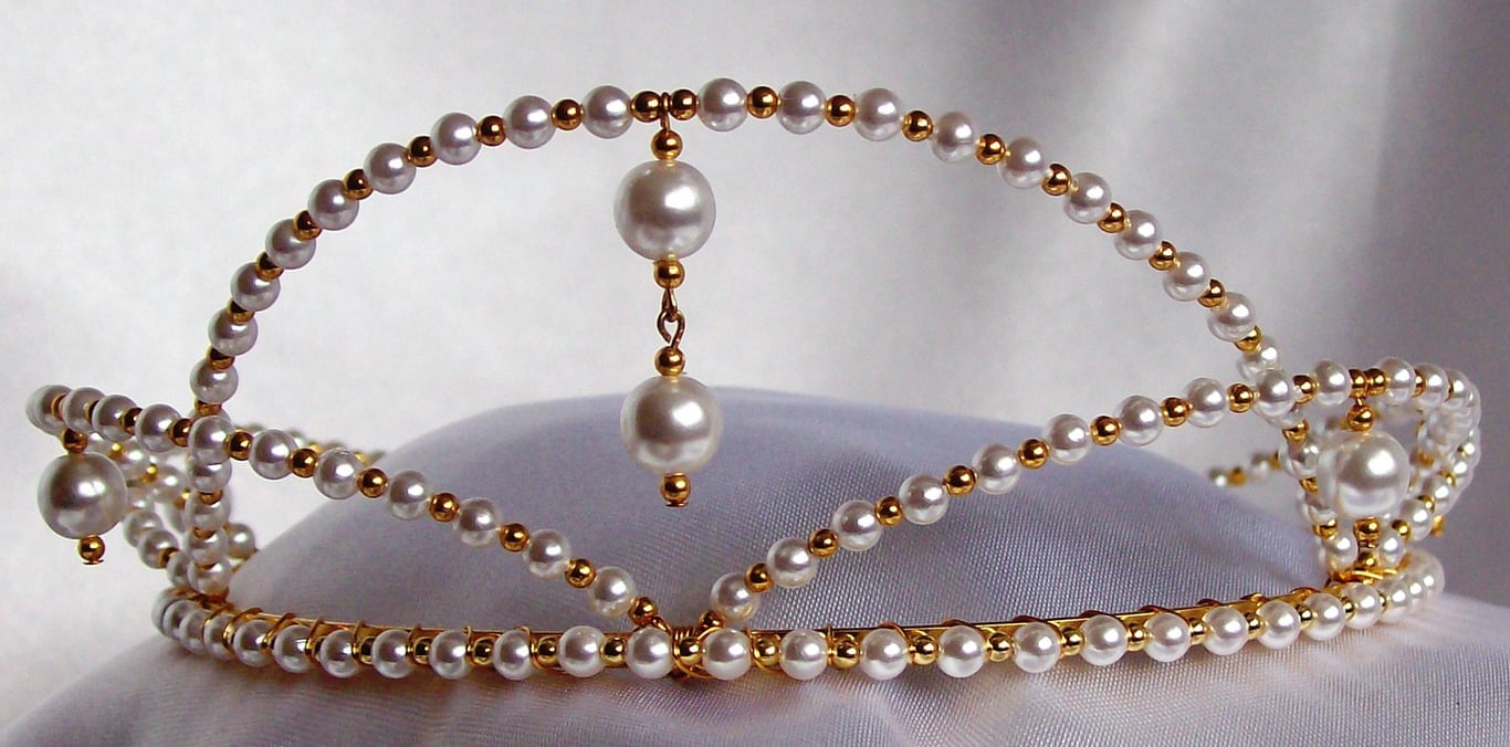 Pearl bead Tiara