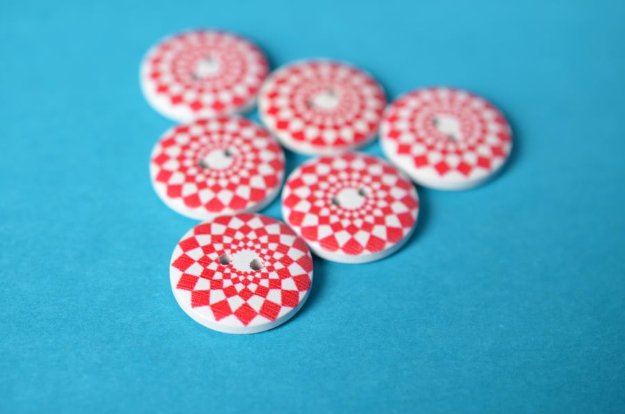 Wooden Red & White Geometric Buttons 6pk 20mm (MZ11)