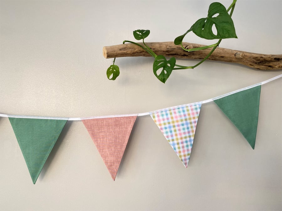 Pastel Checked Fabric Bunting 9 Double-Sided Flags Green Pink Garland Party