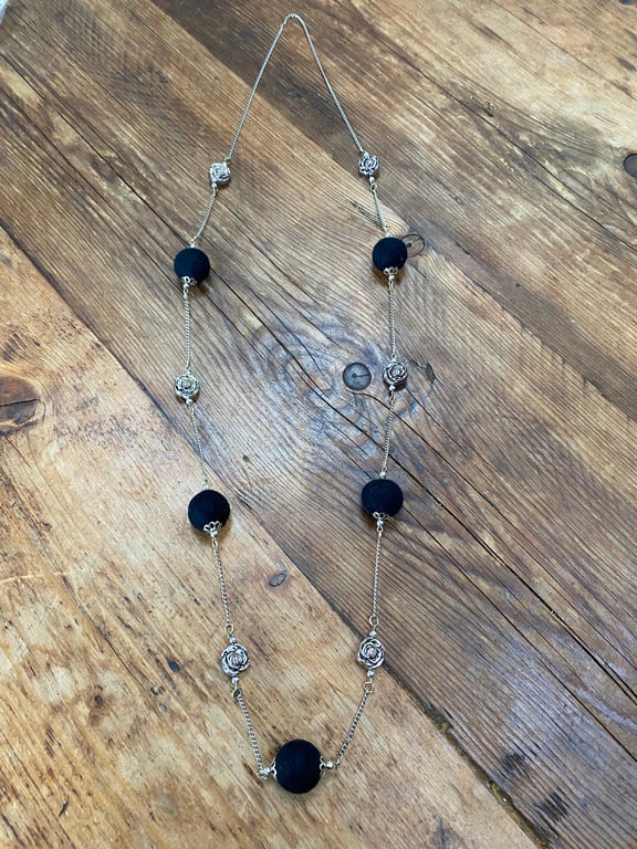 Felt Necklace. (740)