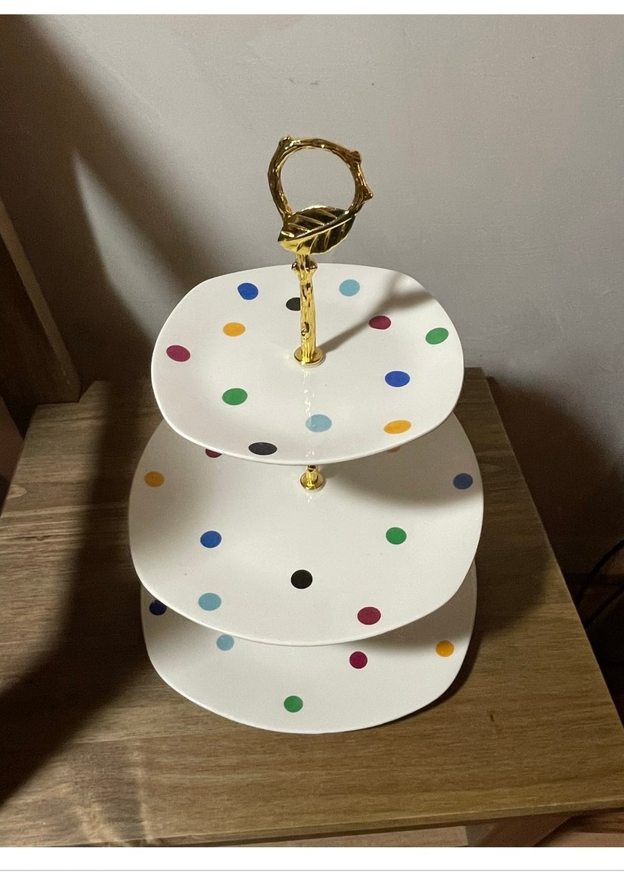 Cake-Cream Tea Stand