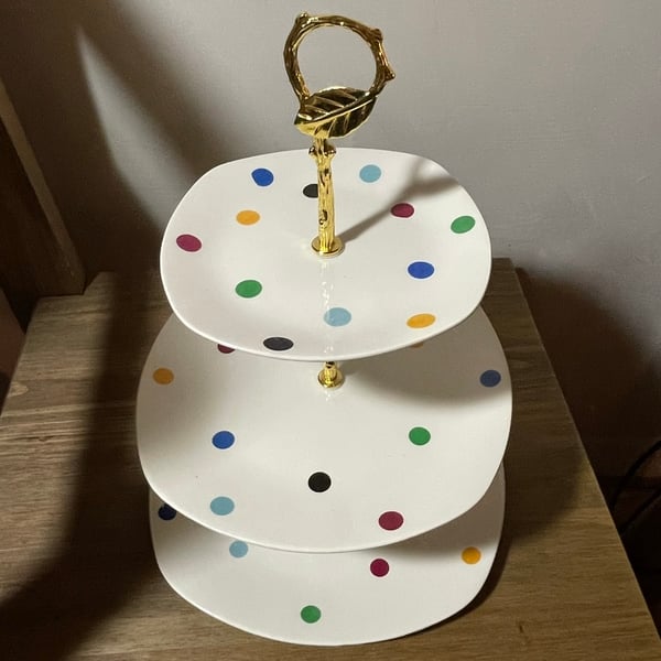 Cake-Cream Tea Stand