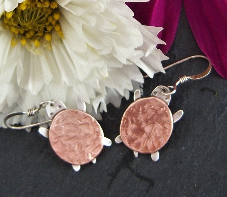Tortoise earrings in sterling silver and copper