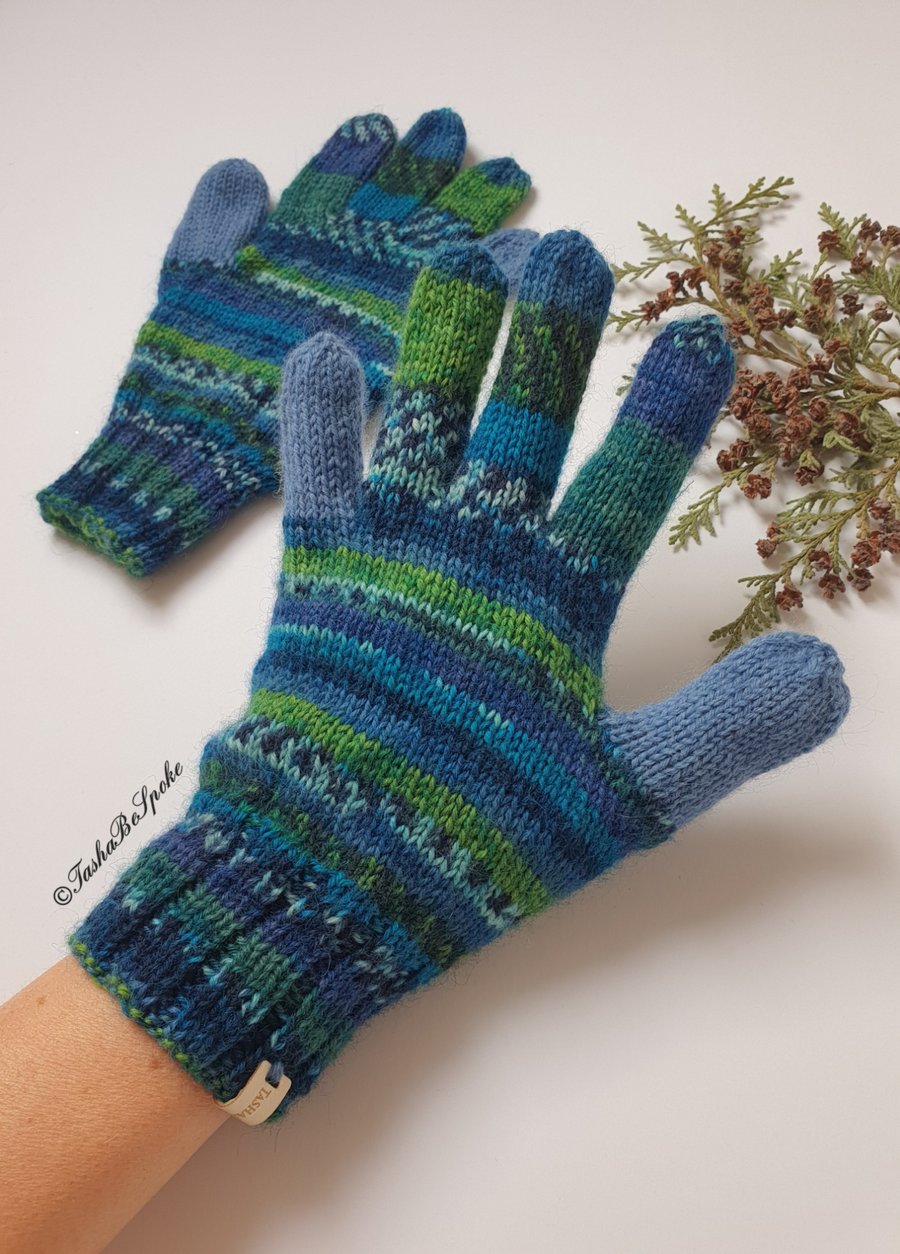Hand knitted gloves,  Unisex knit gloves, Wool gloves 