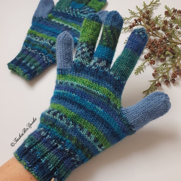 Hand knitted gloves,  Unisex knit gloves, Wool gloves 