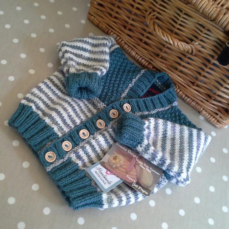 Designer Baby Boys Hand Knitted Cardigan  6-12 months size