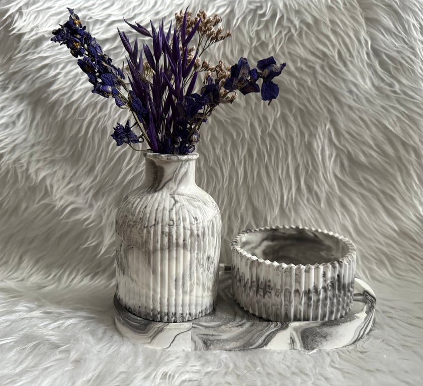 3 piece stripped vase, oval tray and stripped jar 