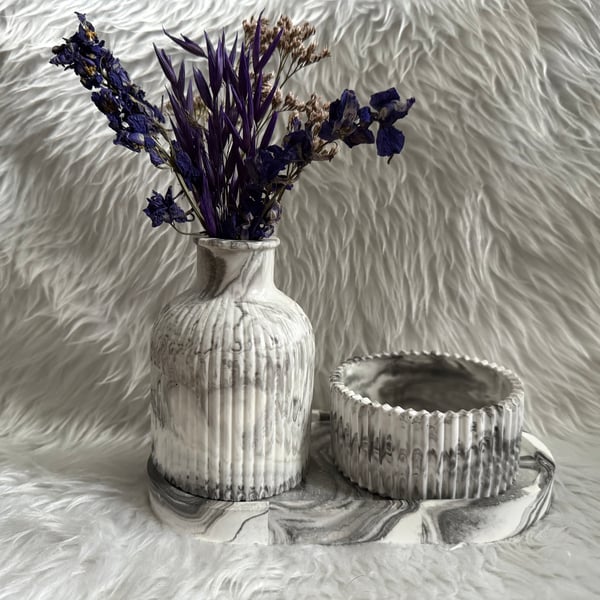 3 piece stripped vase, oval tray and stripped jar 